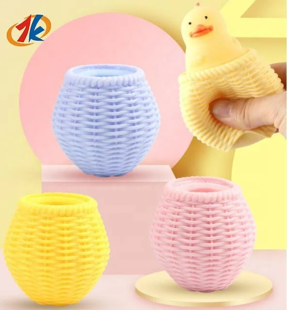 2023 New Ins Style Vent Chicken Coop Cup Squeeze Cup Pinch Happy Pet Cup Spoof Decompression Toys Squeeze Squeak Toys